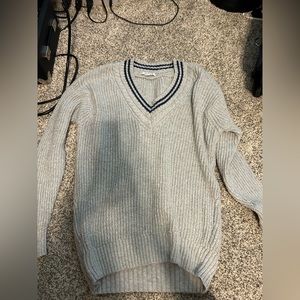 American Eagle sweater, LIKE NEW worn once!!!